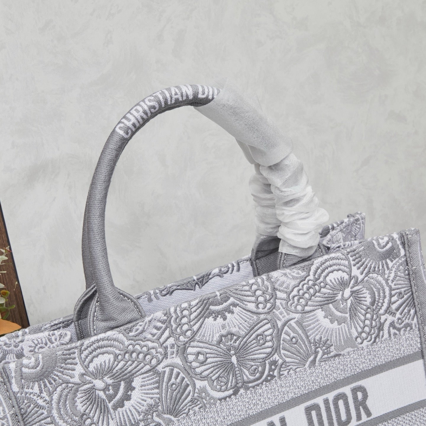 D Book Tote ( Gray Butterfly )