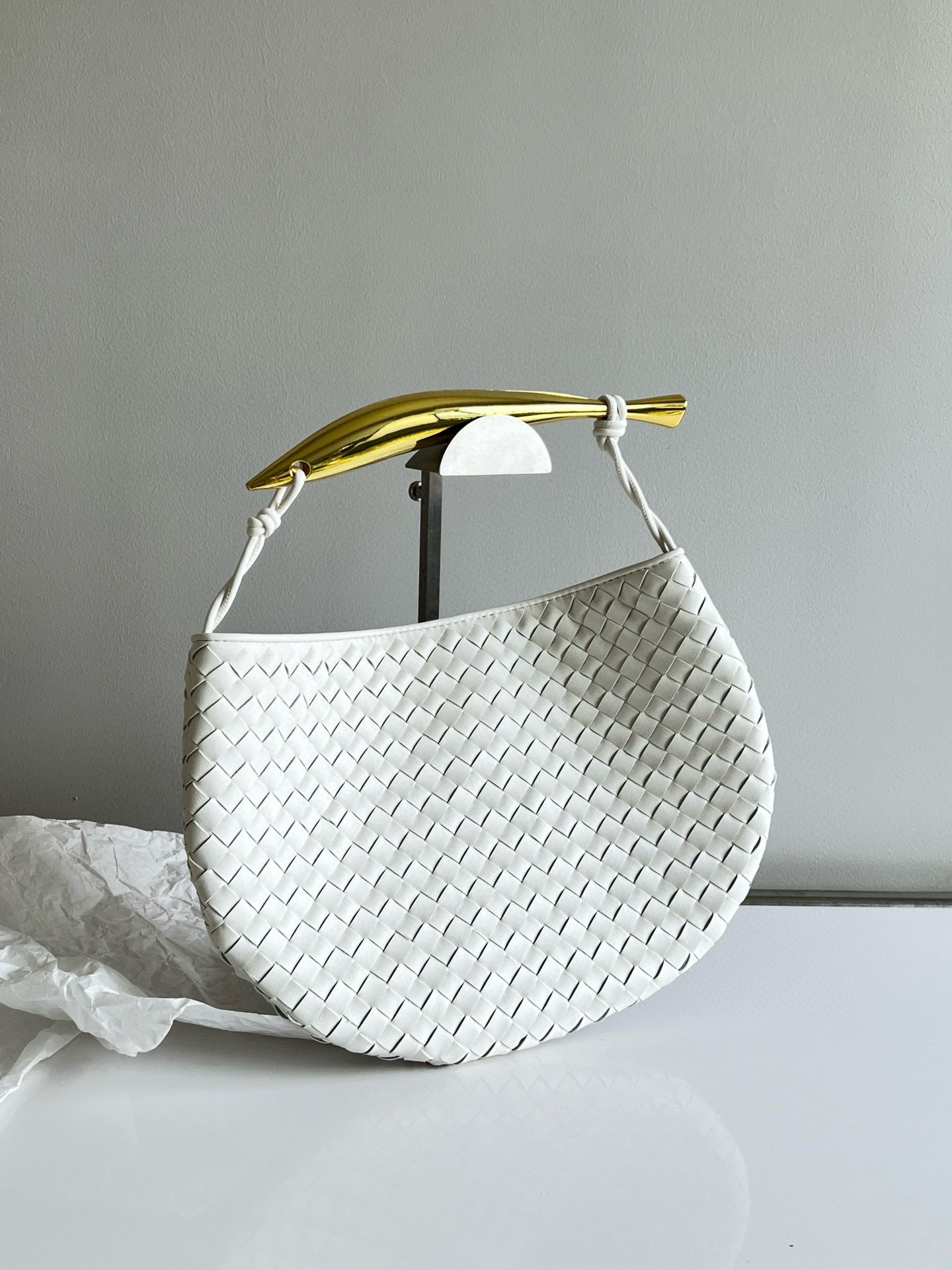 Winter New Arrival | Sardine Metal Handle Clutch