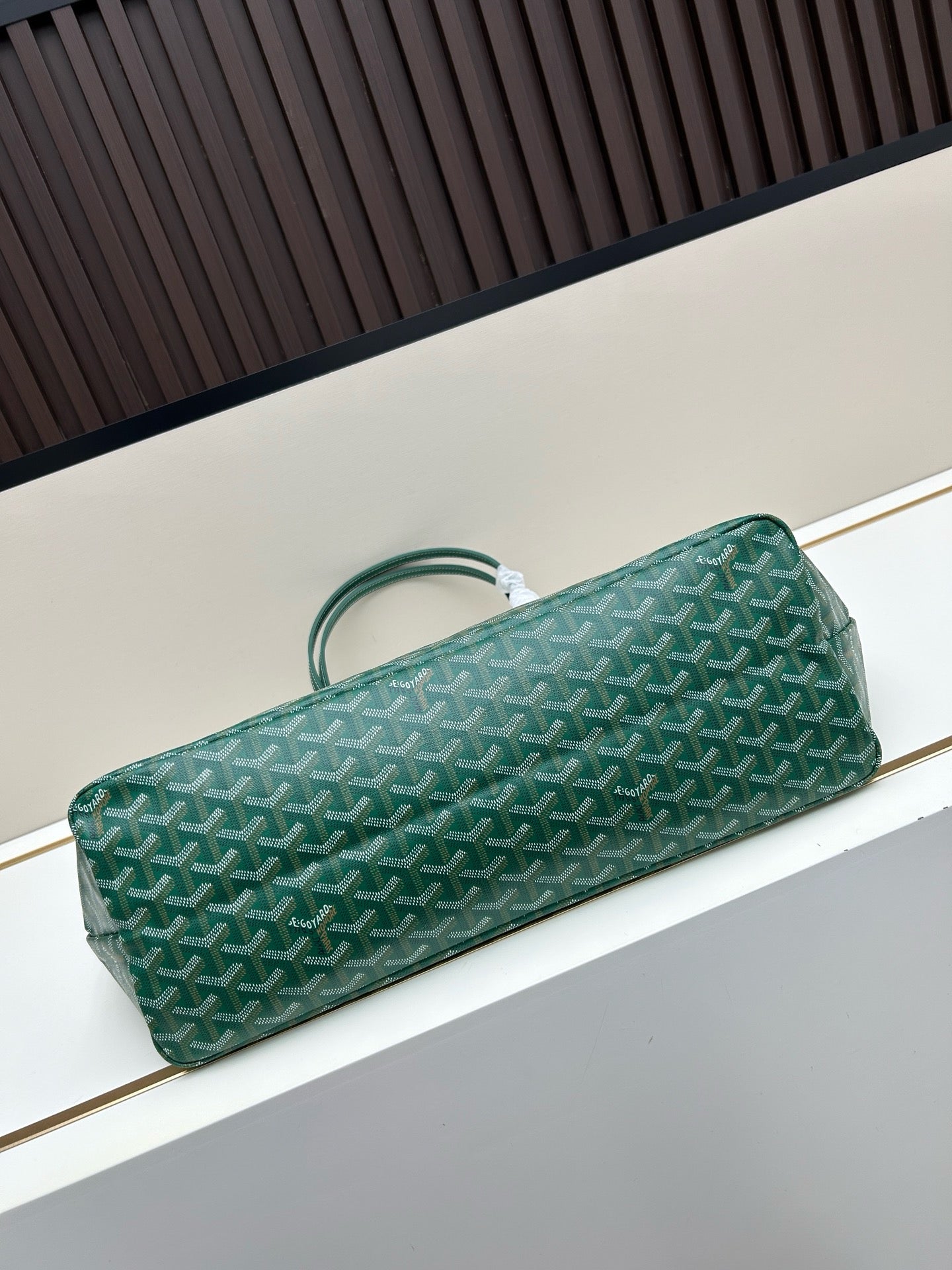 Upgraded Classic Triangle Pattern Tote.