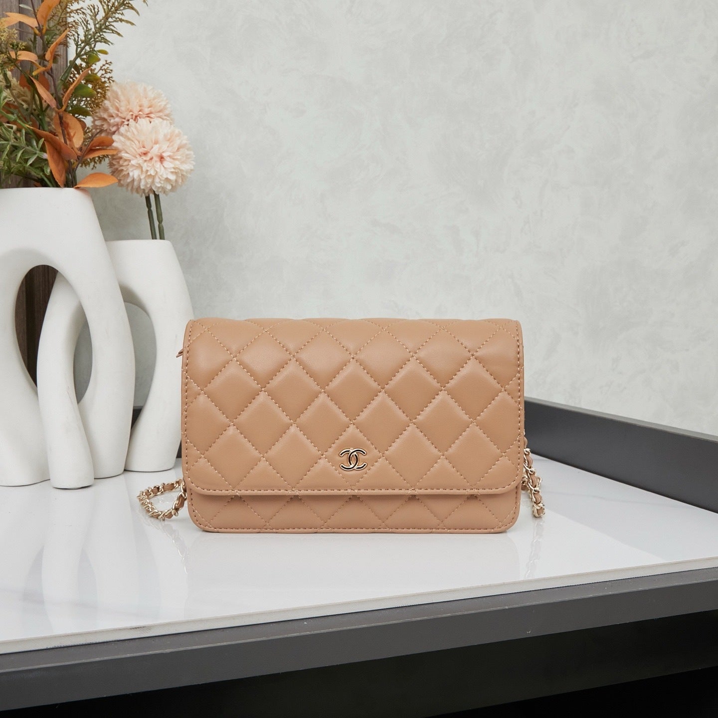 Quilted Calfskin Wallet-On-Chain Bag