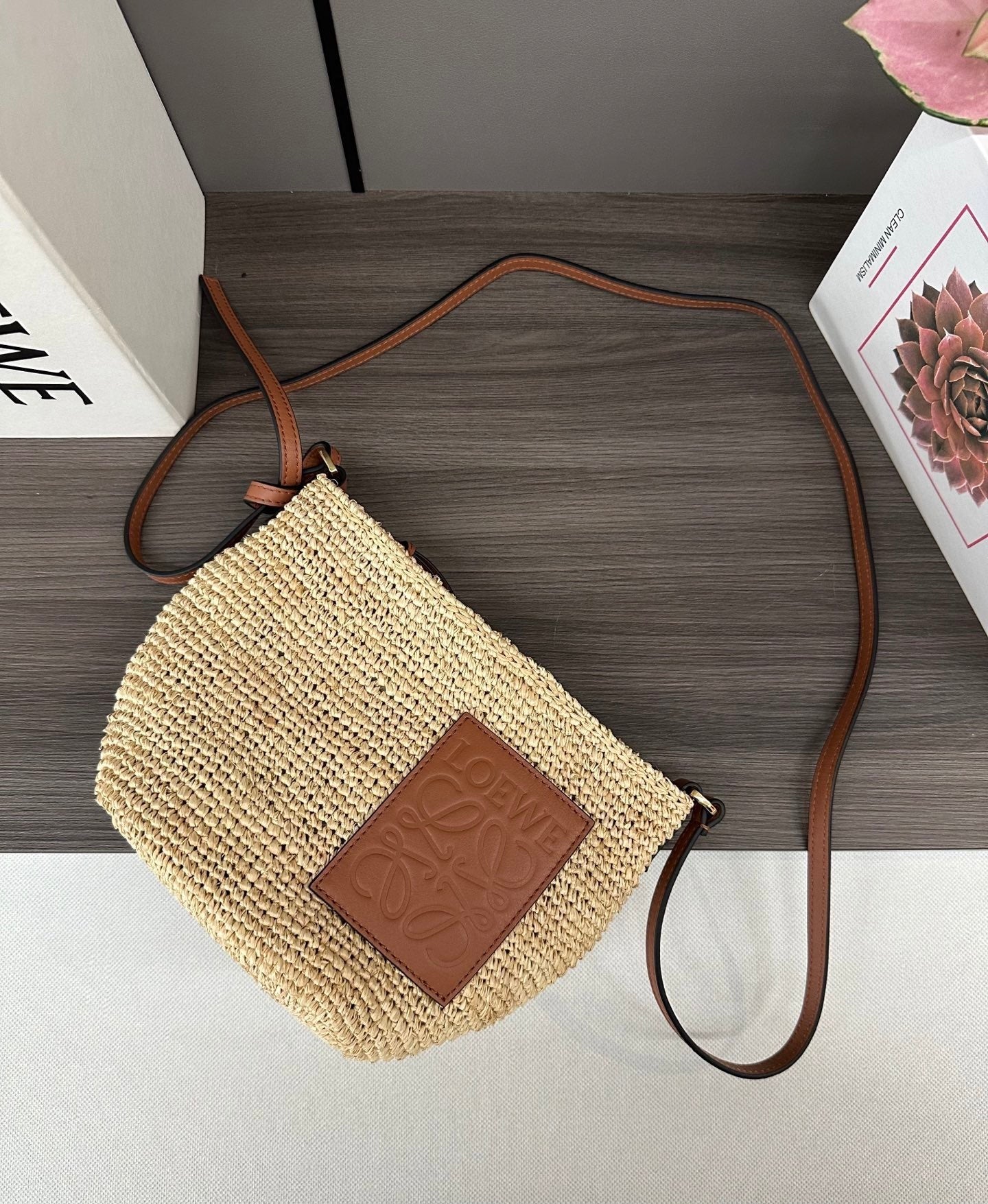 Premium Quality – Slit Raffia Pochette