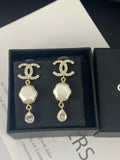 Gold-Tone Crystal & Mother-of-Pearl Drop Earrings – Timeless Elegance