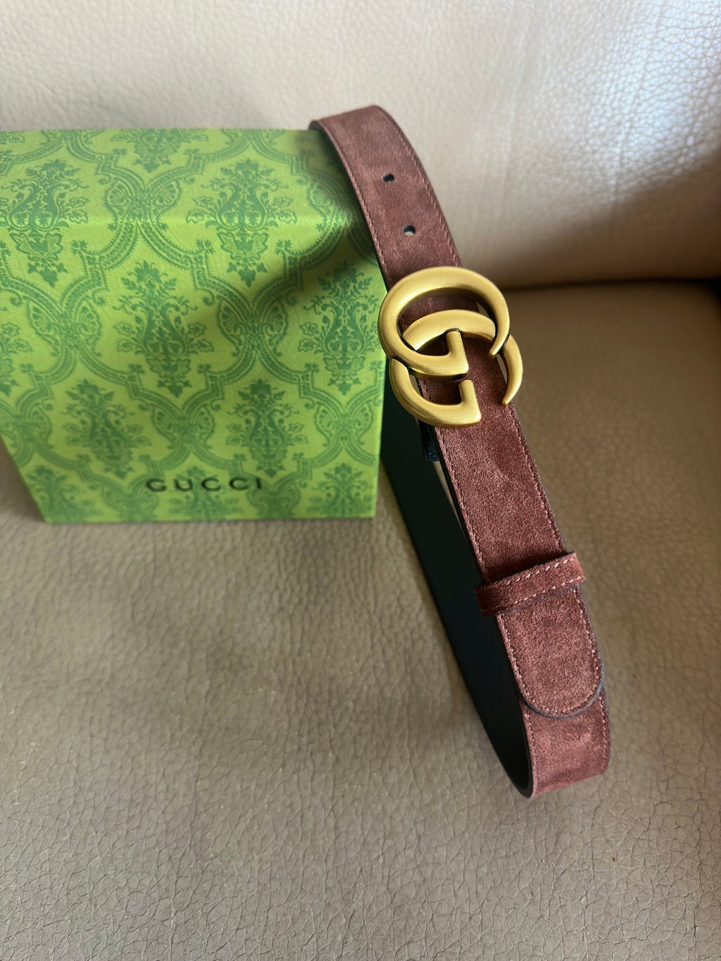 Suede-Finish Leather Belt — Retro Metal Buckle