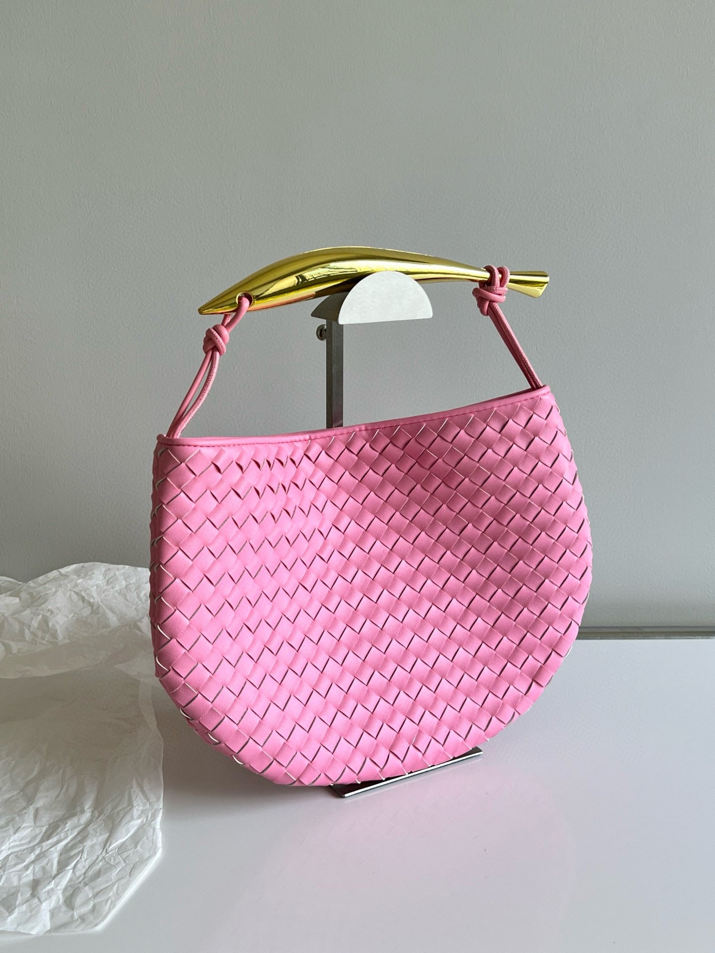 Winter New Arrival | Sardine Metal Handle Clutch