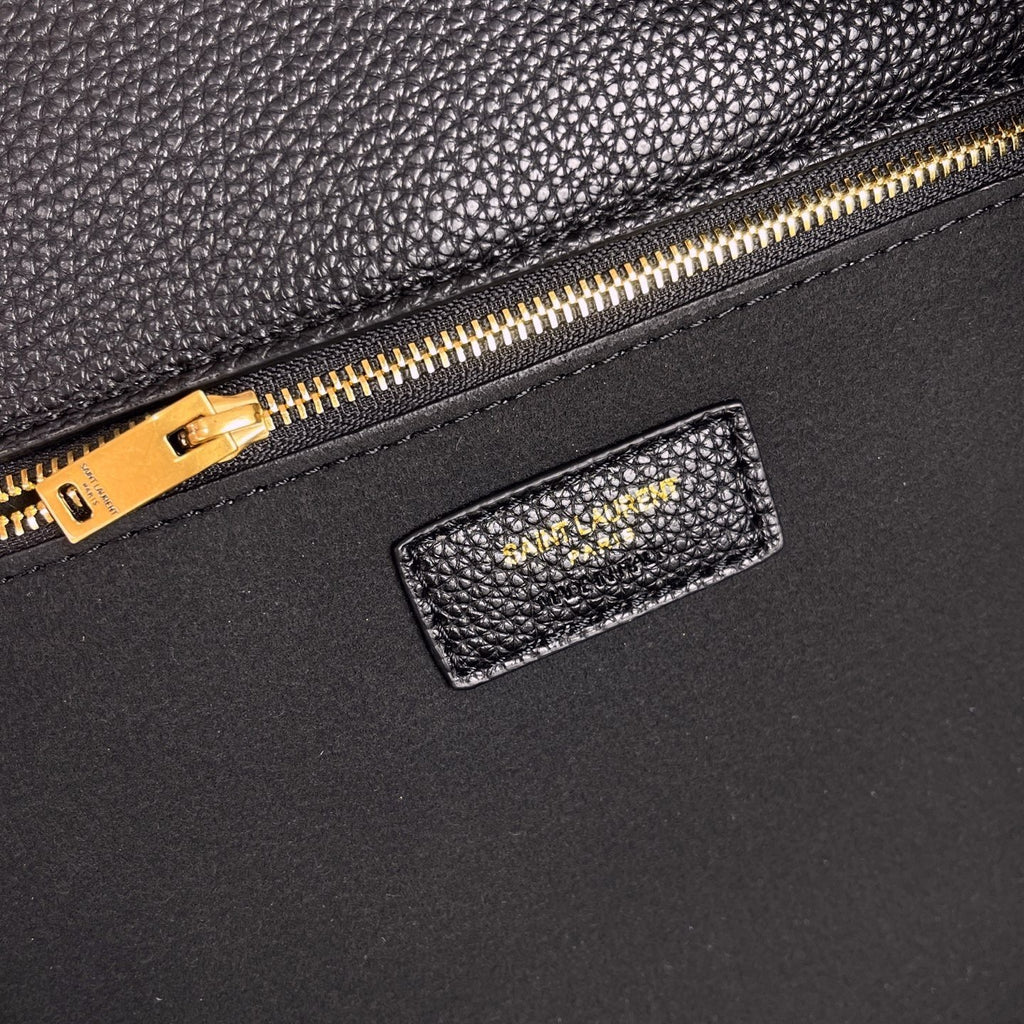 BEA High-Quality Leather Hobo Bag
