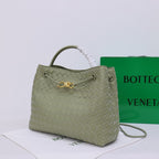 B*V | 23 New Andiamo Handbag