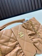 Large Bow-Detail Quilted Leather Shoulder Bag – Soft Padded Finish