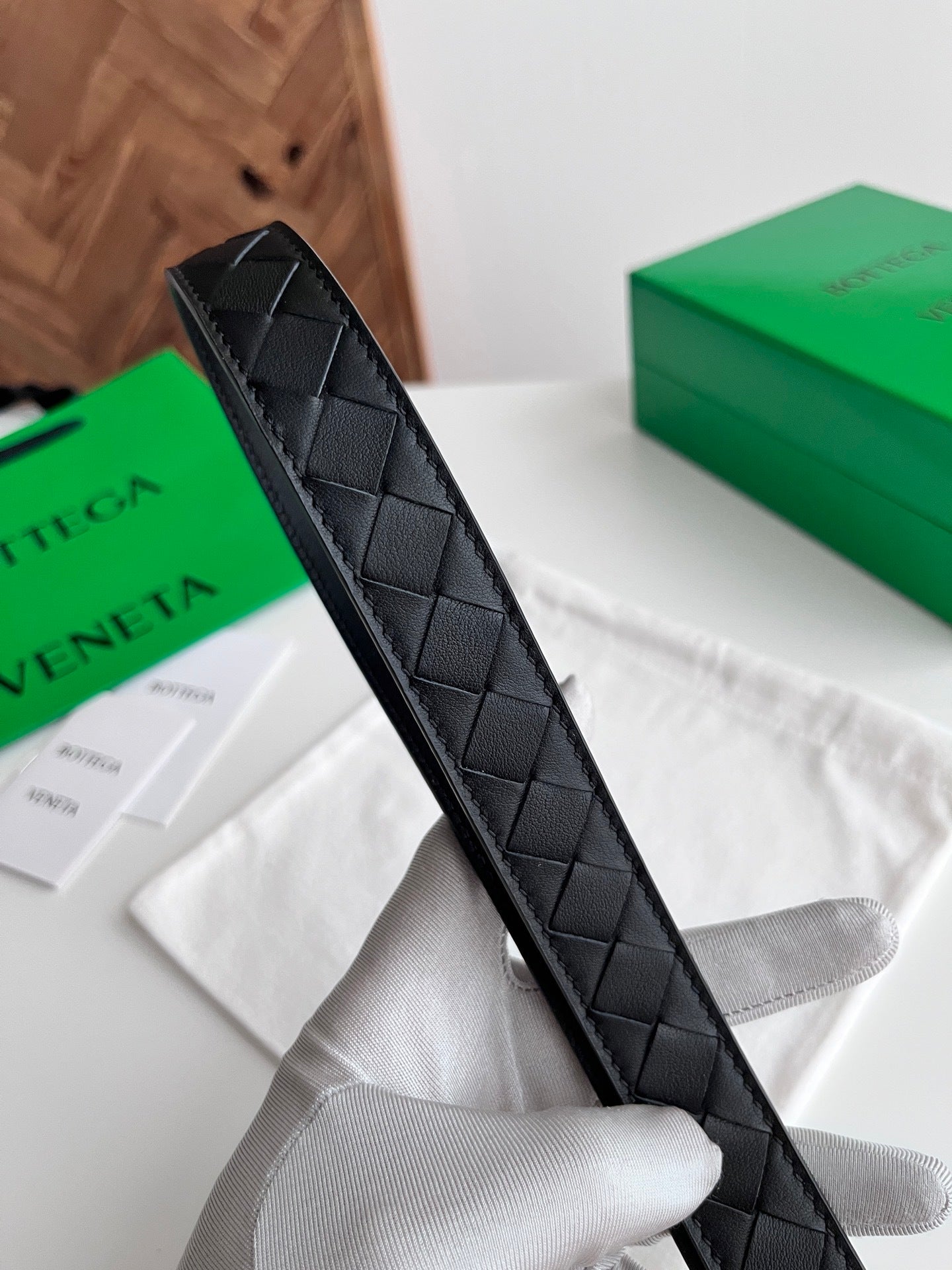 2025 New Woven Leather Belt — Small Grid Hand-Weave Design