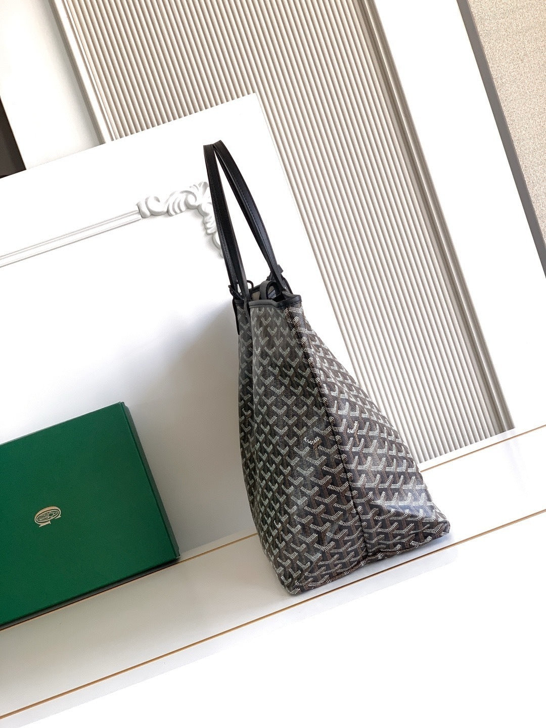 Large Capacity Designer Tote Bag – (Premium Quality )