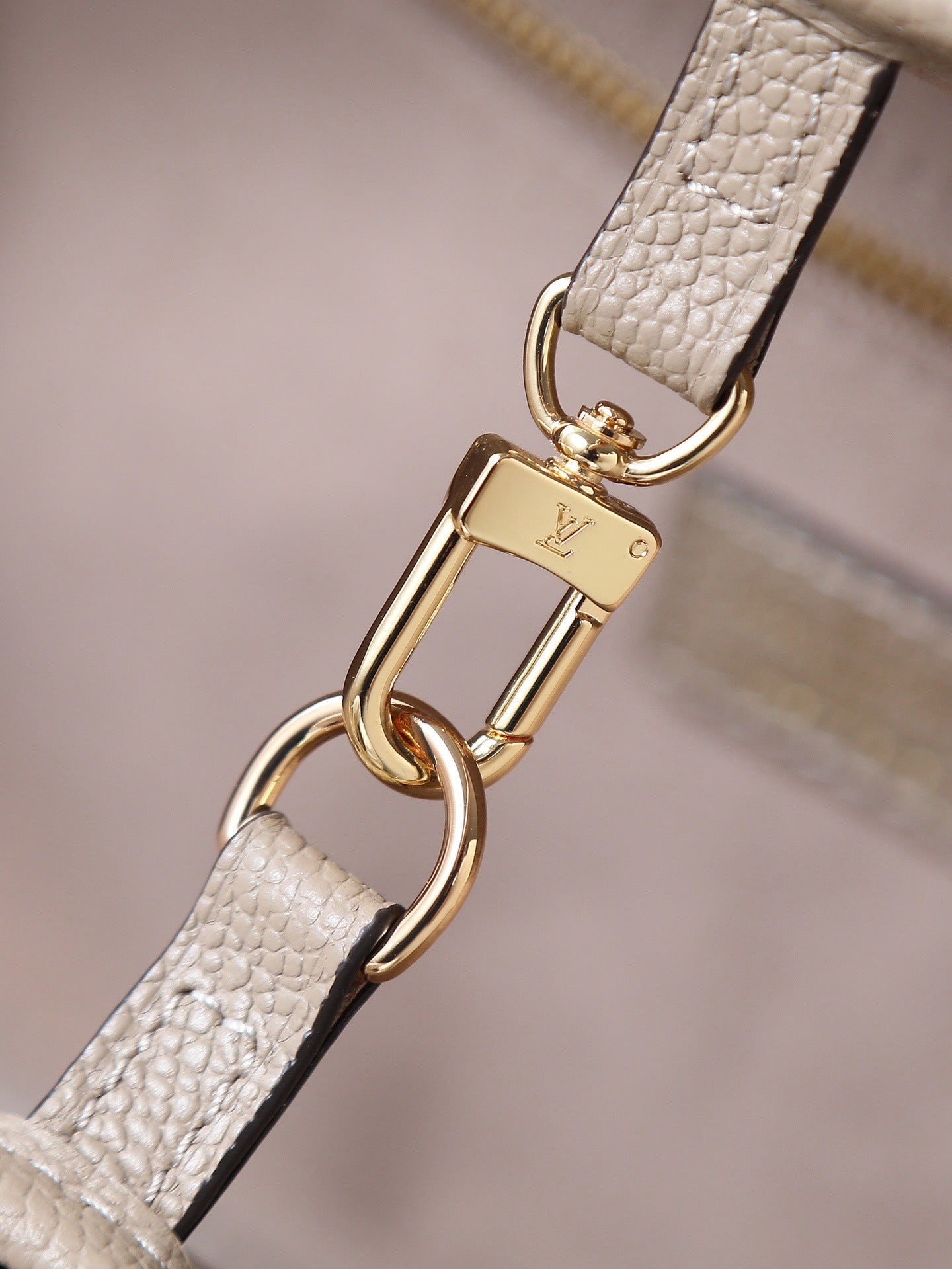 Neverfull Medium Handbag – Premium Monogram Empreinte Leather