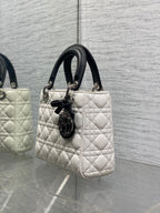 Classic Bow Top Handle Bag 🎀- Premium Quality