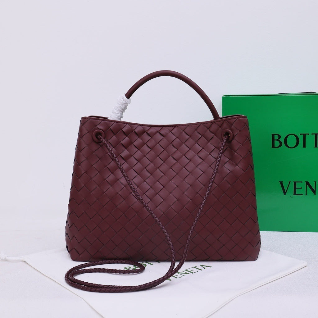 B*V | 23 New Andiamo Handbag