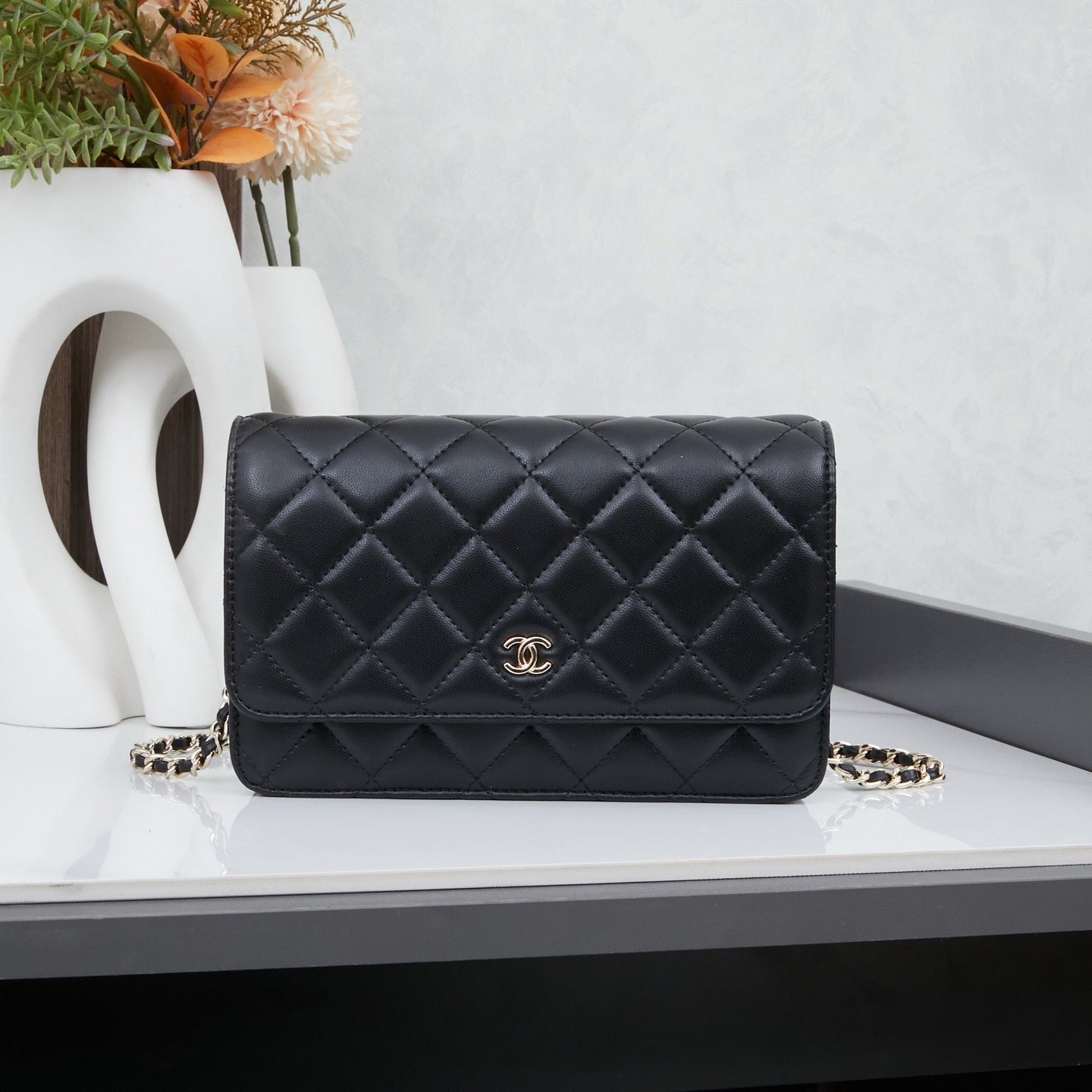 Quilted Calfskin Wallet-On-Chain Bag