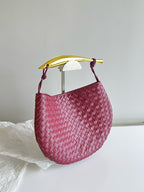 Winter New Arrival | Sardine Metal Handle Clutch