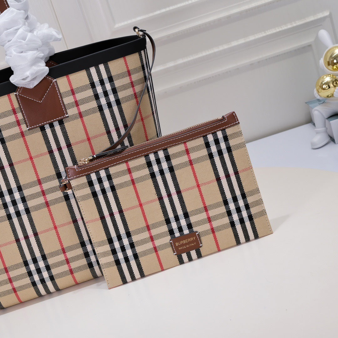 B*R Reversible Tote Bag – Stylish & Functional