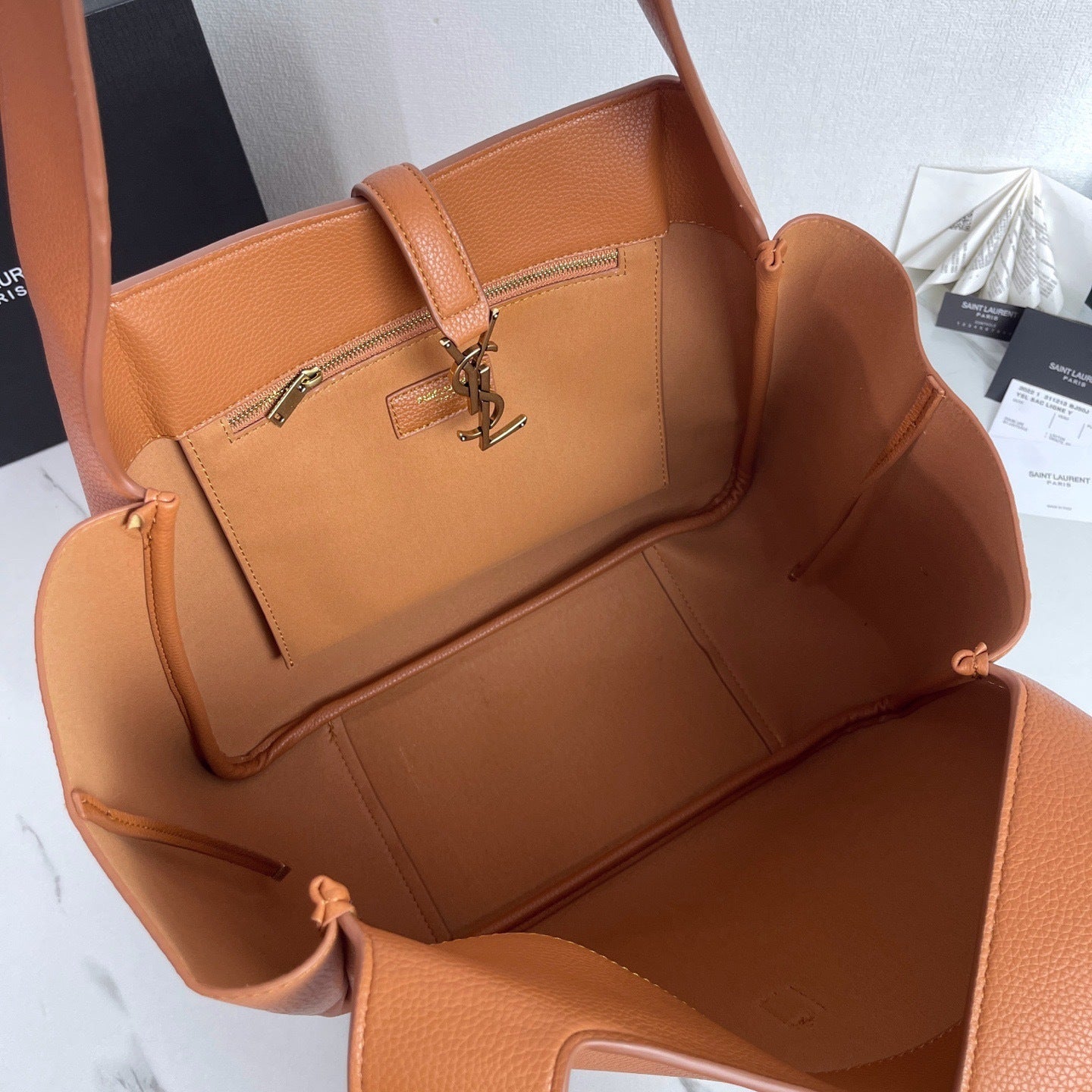 BEA High-Quality Leather Hobo Bag
