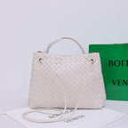 B*V | 23 New Andiamo Handbag